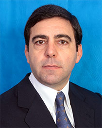 Gustavo Menéndez-Bernales